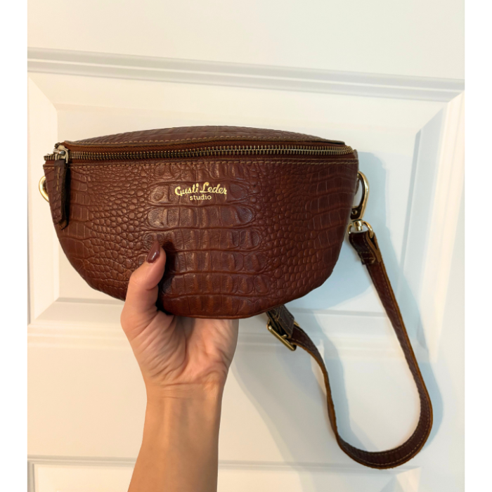 Gusti Leather Fanny Pack